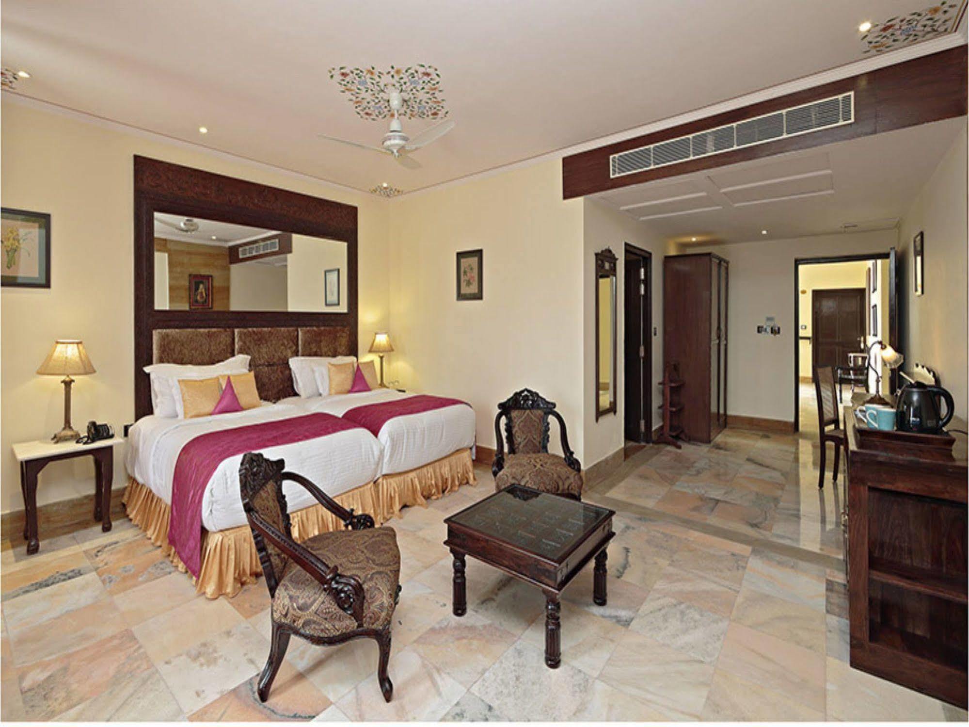 Talaibagh Palace Amer Extérieur photo