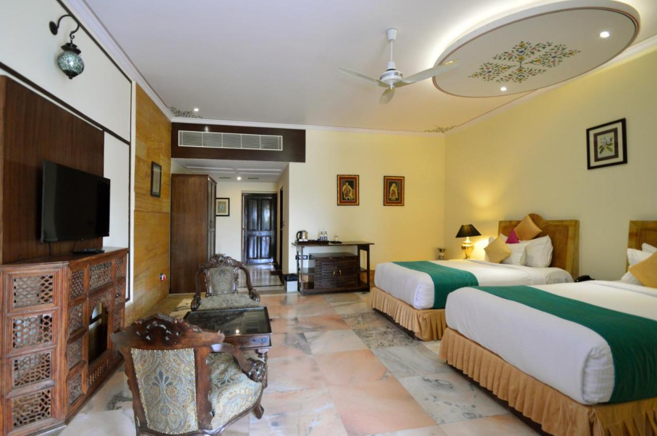 Talaibagh Palace Amer Extérieur photo