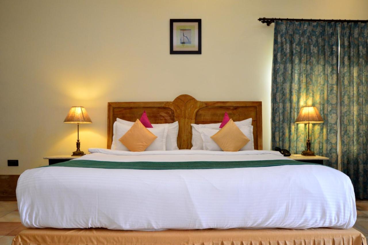 Talaibagh Palace Amer Extérieur photo