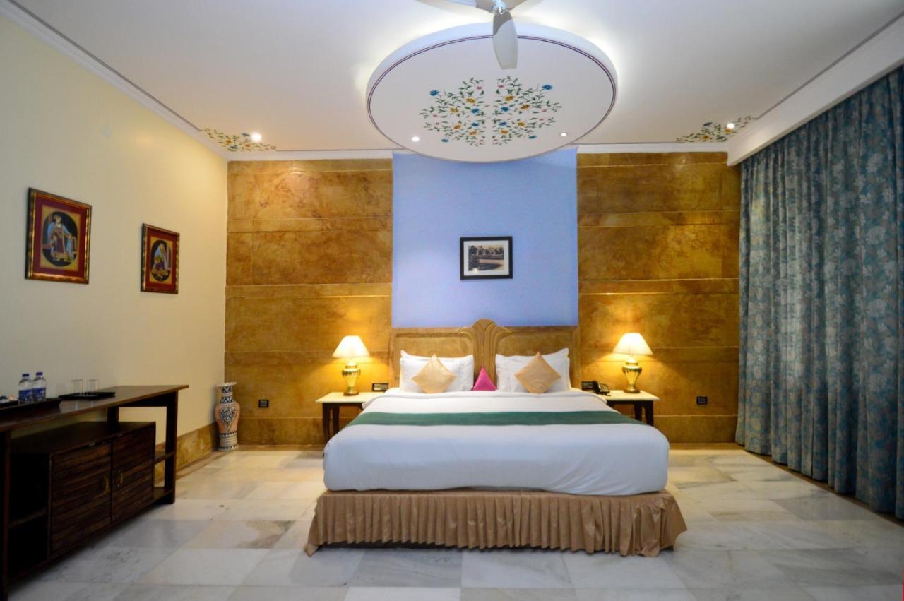 Talaibagh Palace Amer Extérieur photo