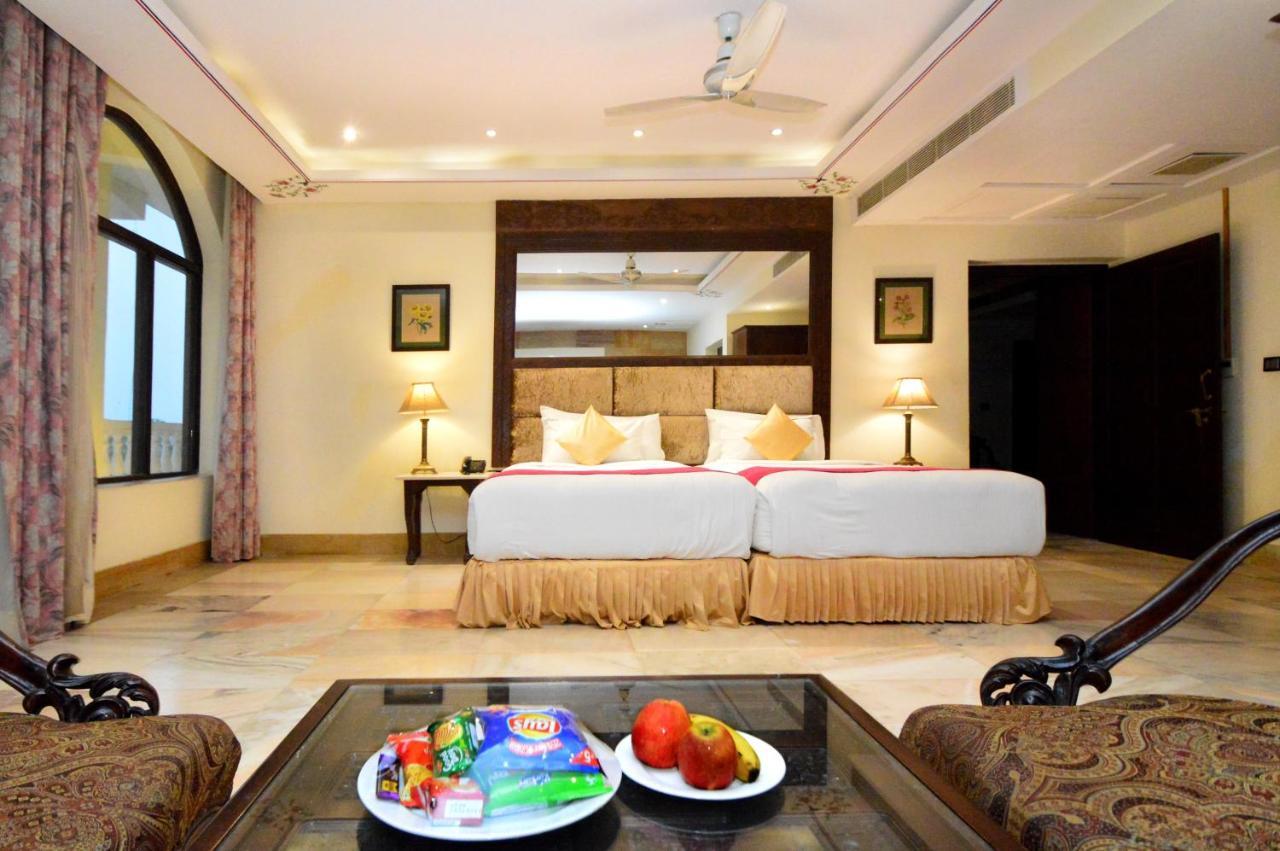 Talaibagh Palace Amer Extérieur photo